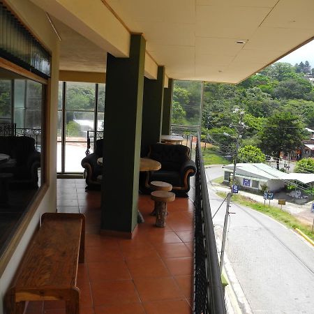 Sleepers Sleep Cheaper Hostel Monteverde Eksteriør bilde